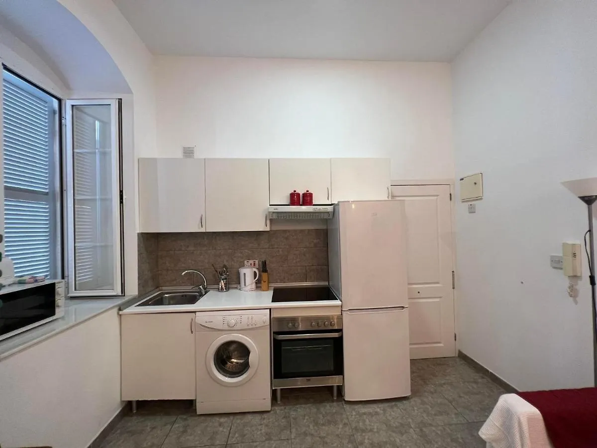 Quirky 1Br Just Off Main Street Prime Location Apartment Gibraltar Gibraltar